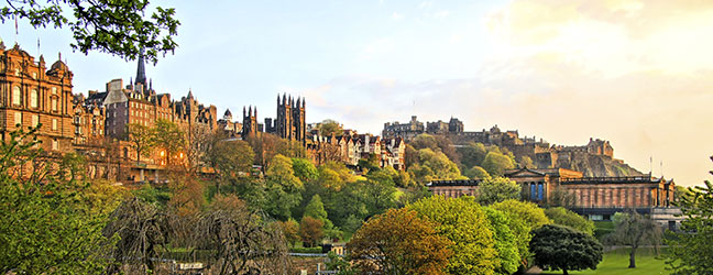 Ecoles de langues à Edimbourg pour un professionnel (Edimbourg en Ecosse)