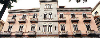 Ecoles de langues pour un professionnel - Accademia italiana-Italian Language and Culture Centre - Salerne