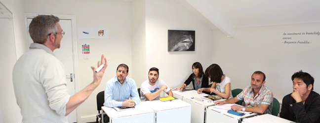 Cours de langue + stage en entreprise (Cardiff au Pays de Galles)